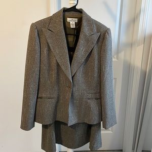 Brand:Donna Gray, S:14,C:brown/tan.New2 pcs suit,Mat:Cotton, polyester,Rayon.